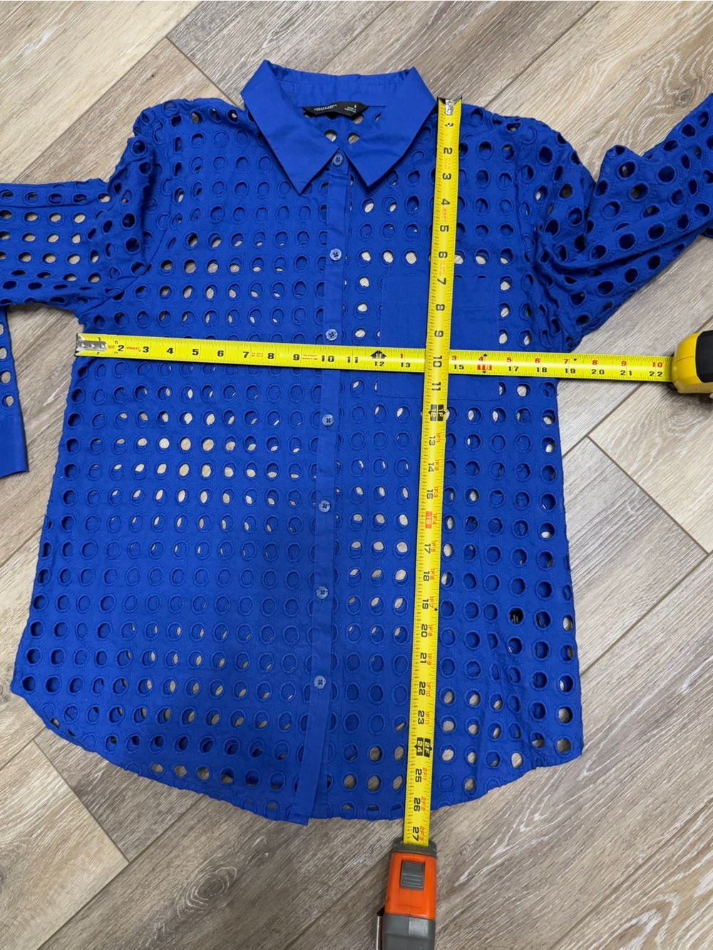#17)  Simply Vera Vera Wang Royal Blue Eyelet Button-Down Shirt - Picture 5 of 6